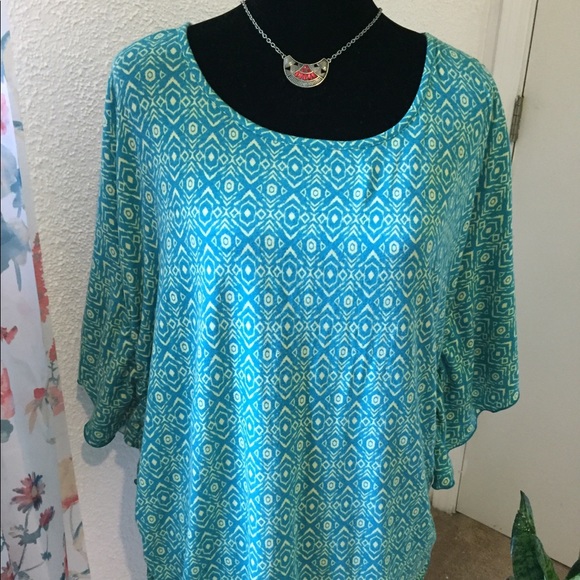 Print Top - Picture 2 of 4